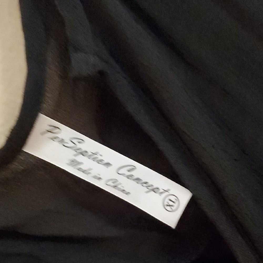 PerSeption Concept Black Sleeveless Tie-Front Blouse - Picture 2 of 8